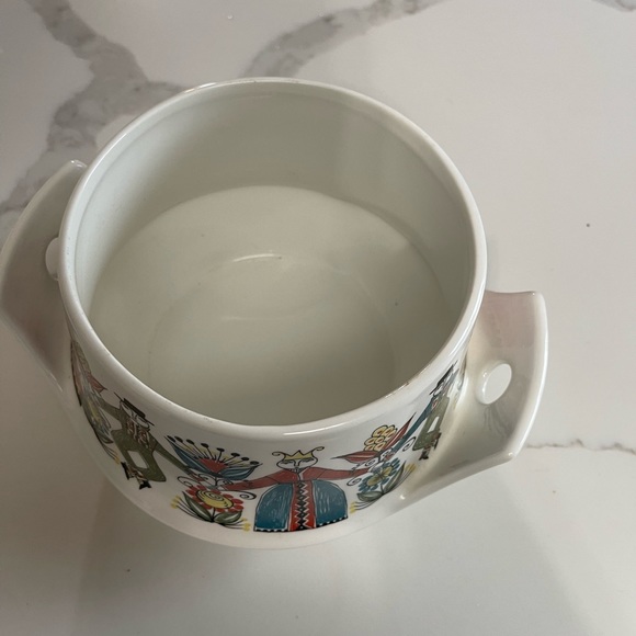 FIGGJO NORWAY SAGA MODERN  SOUP TUREEN WITH LADLE SILKSCREEN NORSKE FOLK - Picture 7 of 8
